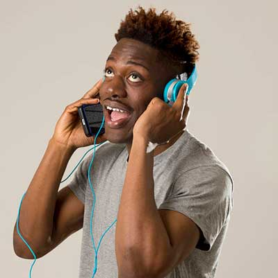 《精选欧美金曲英文歌200首》[高品质MP3/320K]